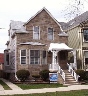 3908 N Oakley Ave., Chicago, IL 60618