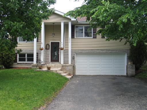 5975 Chase Ave., Downers Grove, IL 60516