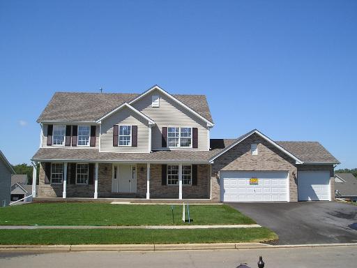 4484 Woodcrest Ln., Roscoe, IL 61073