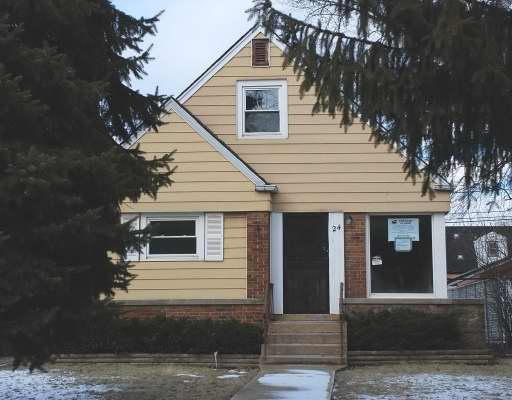 24 166th St., Calumet City, IL 60409