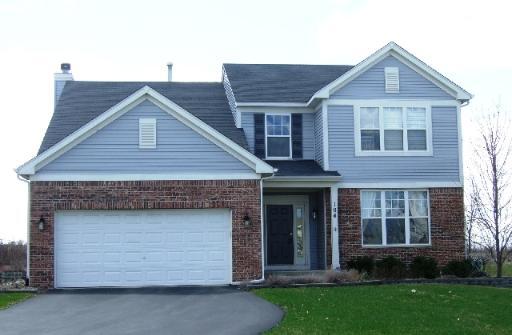 104 Harding Ct., North Aurora, IL 60542