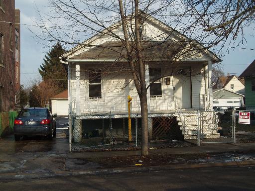 662 Landau St., Joliet, IL 60432