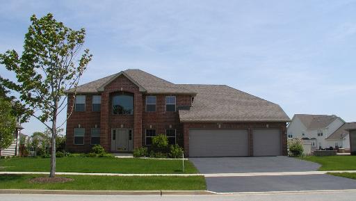 562 Kelly Ave., Yorkville, IL 60560