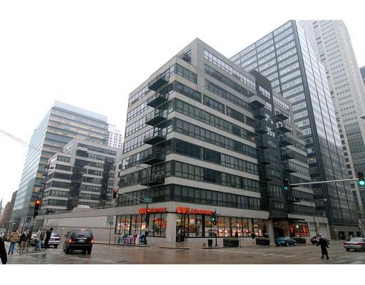 130 S Canal St. #814, Chicago, IL 60606