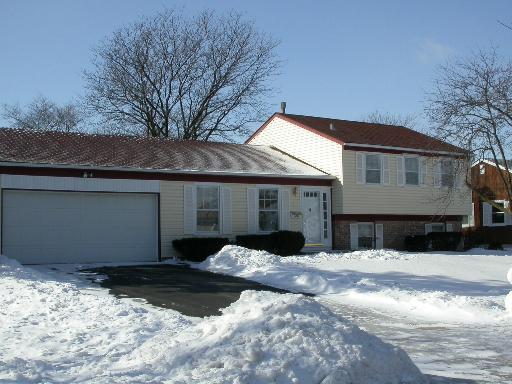 1331 Allison Ln., Schaumburg, IL 60194