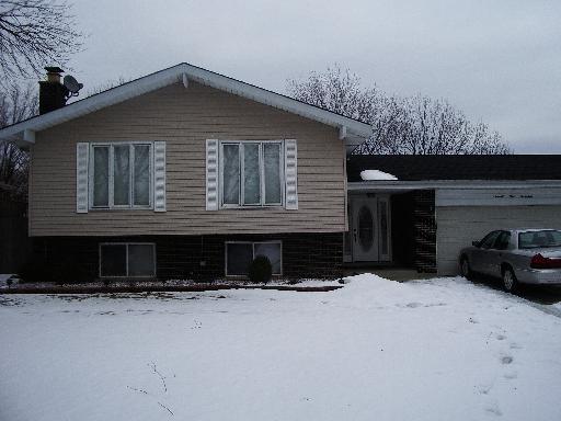 [Address Hidden by Seller], Darien, IL 60561