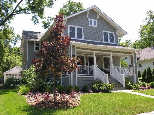 431 Ridgewood Ave., Glen Ellyn, IL 60137