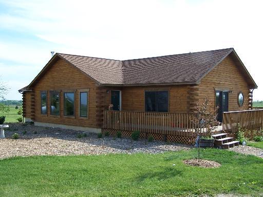 1349 Woodlawn Rd., Lee, IL 60530