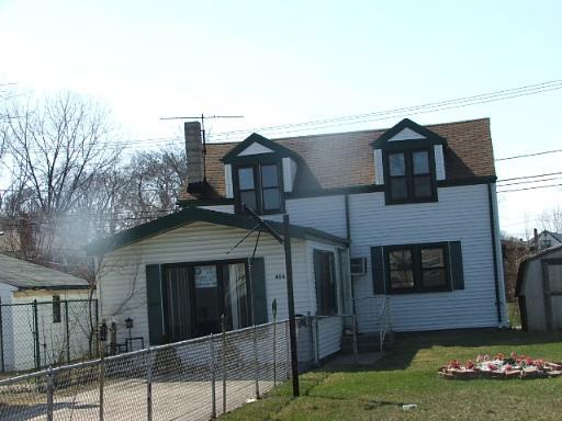 456 Greenbay Ave., Calumet City, IL 60409