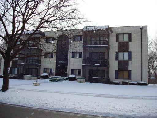 5707 W 129th St. #1A, Crestwood, IL 60445