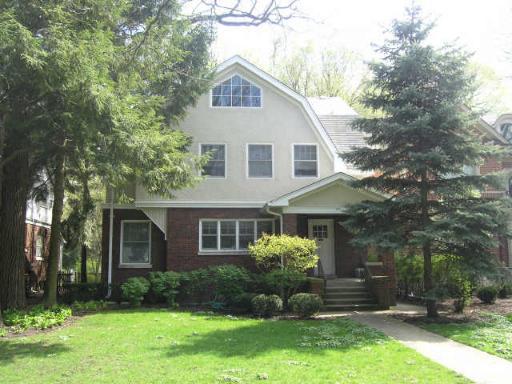 619 Laurel Ave., Wilmette, IL 60091