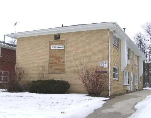 1002 Parkwood Dr., Joliet, IL 60432