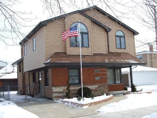 8643 S Tripp St., Chicago, IL 60652