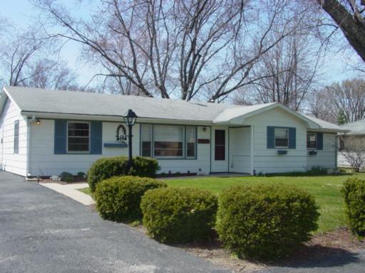 2411 Eastline Dr., Joliet, IL 60431