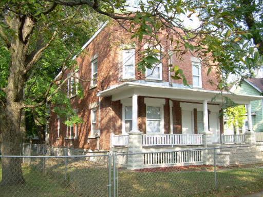 1209 8th St., Rockford, IL 61104