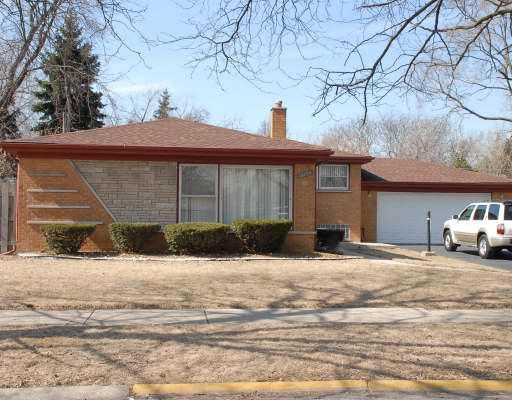 16104 University Ave., South Holland, IL 60473