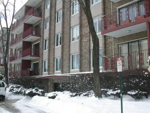 5501 N Lincoln #402, Morton Grove, IL 60053