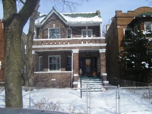 2026 W Greenleaf Ave., Chicago, IL 60645