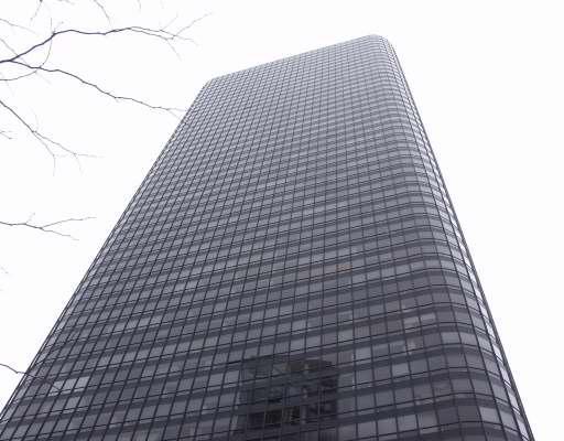5415 N Sheridan Rd. #911, Chicago, IL 60640