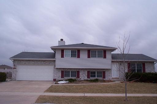 1655 Carol Anne Dr., Morris, IL 60450