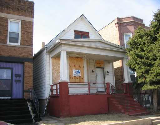 6830 S Loomis Blvd., Chicago, IL 60636