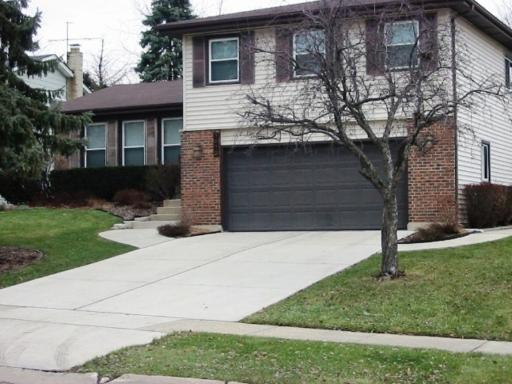 1419 Colony Ct., Lombard, IL 60148