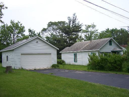 10499 266th Ave., Salem, IL 53179