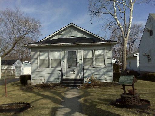 832 Benton St., Morris, IL 60450