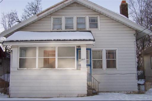 2015 School St., Rockford, IL 61101