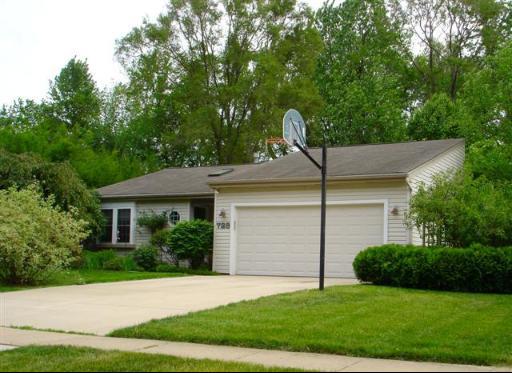 728 Bernadette Ln., Batavia, IL 60510