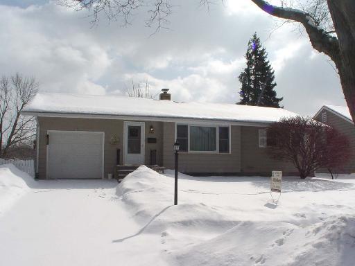 340 S Oak Knolls Ave., Rockford, IL 61108