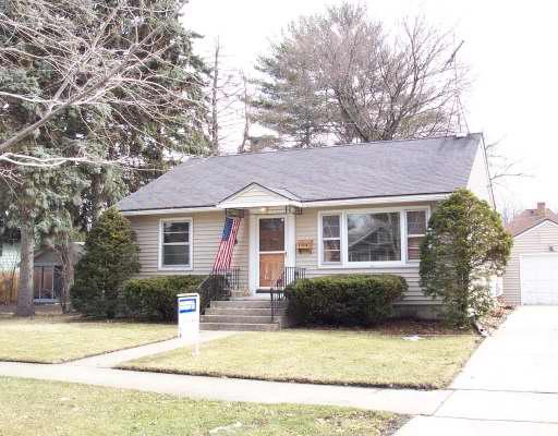 122 S Fordham Ave., Aurora, IL 60506