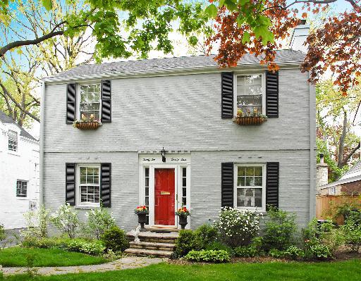 2224 Greenwood Ave., Wilmette, IL 60091