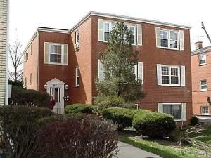 8417 Oak Ave., Niles, IL 60714