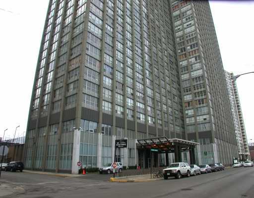 655 W Irving Park Rd. #2701, Chicago, IL 60613
