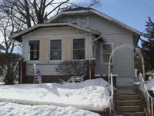 1111 17th St., Rockford, IL 61104
