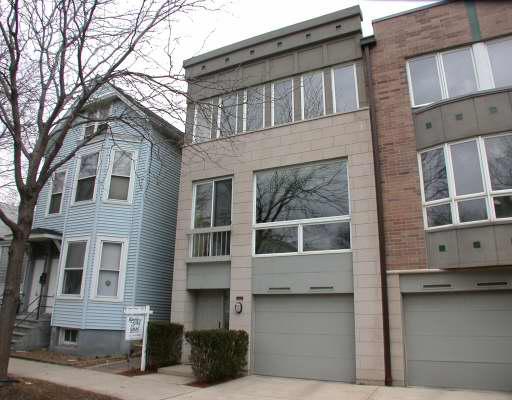1210 W Fletcher St., Chicago, IL 60657