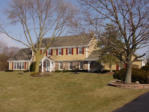 15 Watergate Dr., South Barrington, IL 60010