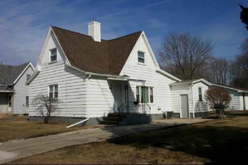 811 Commercial St., Marseilles, IL 61341