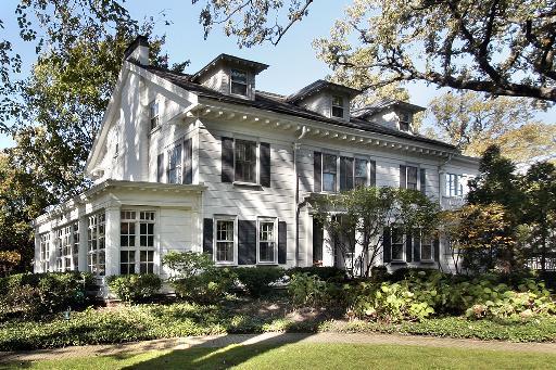 1010 Chestnut Ave., Wilmette, IL 60091