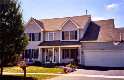 39W671 Howard Sq., Geneva, IL 60134
