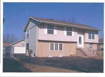 7654 Sterling St., Frankfort, IL 60423