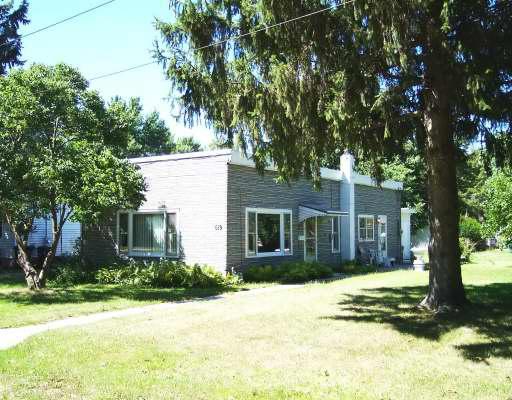 619 N James St., Plano, IL 60545