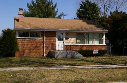 1181 Mohawk Dr., Elgin, IL 60120