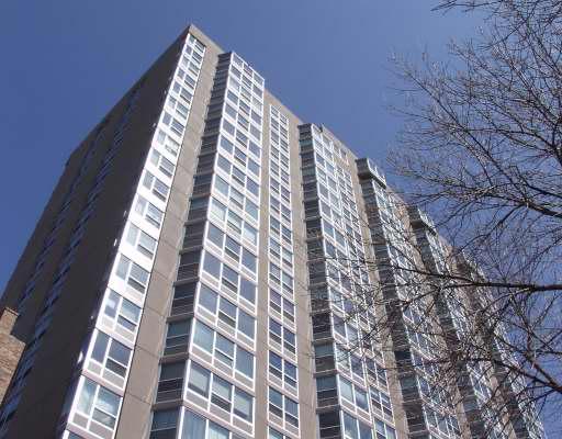 720 W Gordon Ter. #22B, Chicago, IL 60613