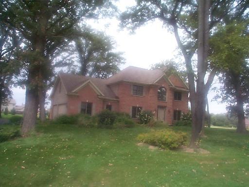 719 Colony Tr., Mchenry, IL 60050