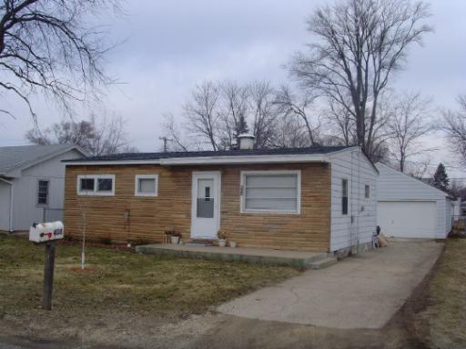 408 Wilson Ave., Machesney Park, IL 61115
