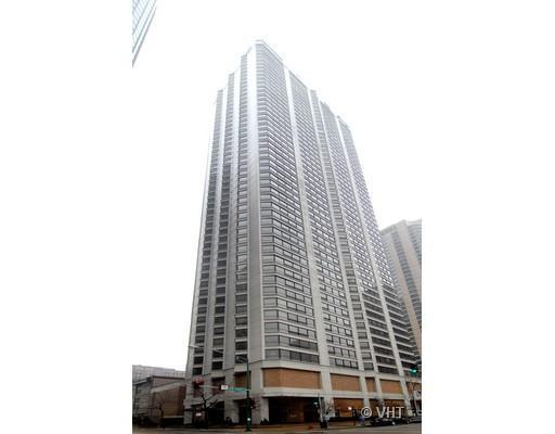 400 E Ohio St. #3202, Chicago, IL 60611
