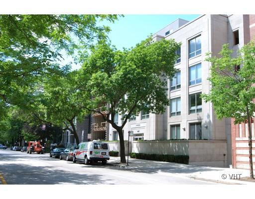 1422 N La Salle Dr. #302, Chicago, IL 60610