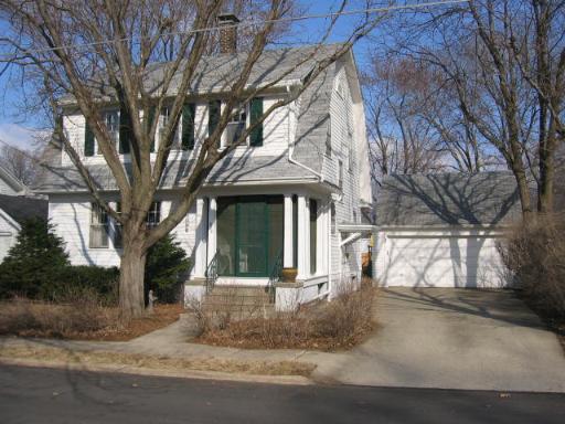 608 Chambers St., Ottawa, IL 61350